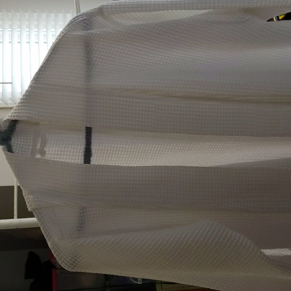 White thick robe - Picture 2 of 3